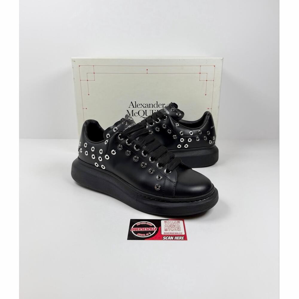 Size 43EU/10US - Alexander McQueen Leather Eyelet Sneaker